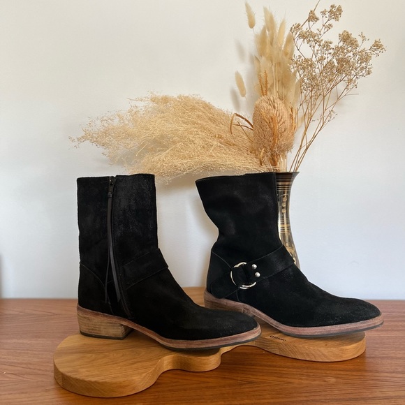 New Free People Vienna Suede Ankle Boot (size 7.5) - Picture 1 of 5